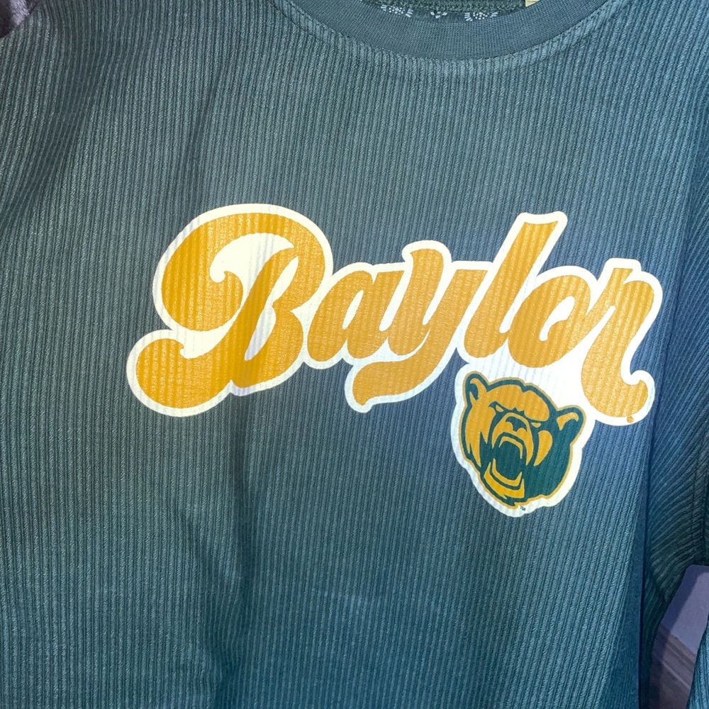 NEVER WORN | MEDIUM | Three Square by Royce Apparel | Baylor University Shirt